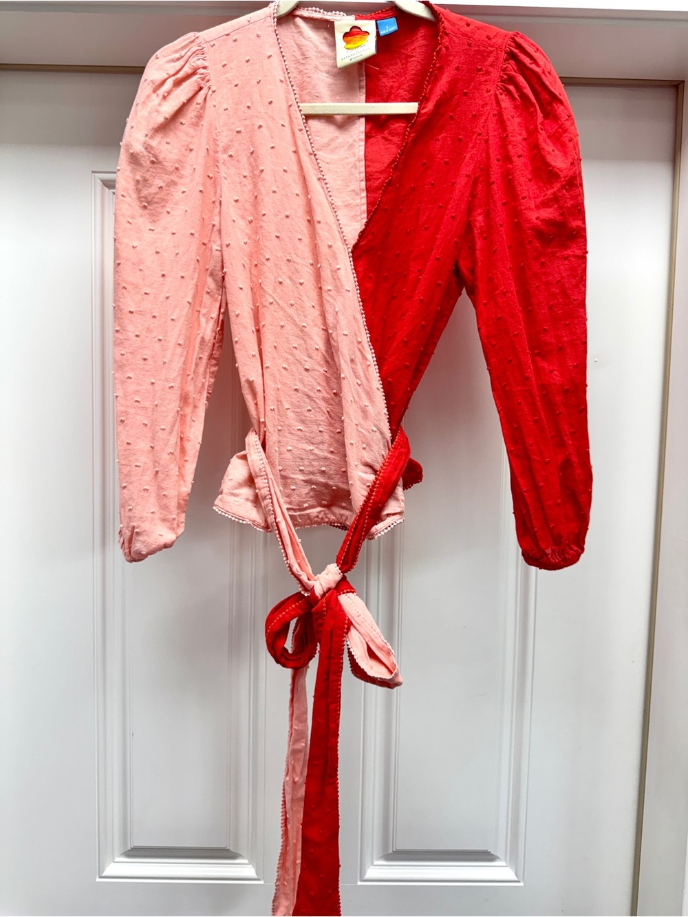 Anthropologie x FARM Rio Wrap Blouse Swiss Dot Puff Sleeve Colorblock Pink Red - Picture 6 of 15